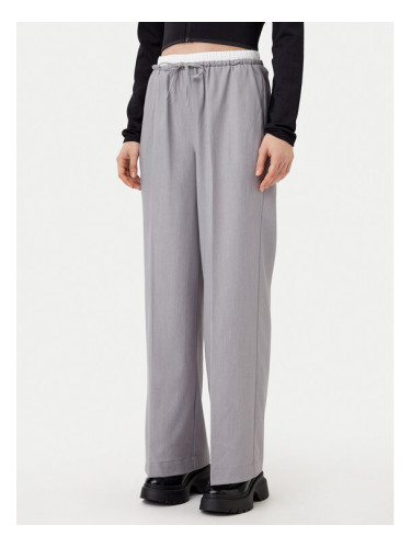 Noisy May Текстилни панталони Alva 27033258 Сив Straight Fit