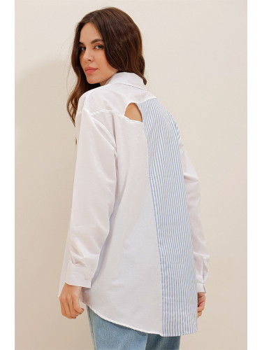 Trend Alaçatı Stili Women's White-Blue Striped Oversize Poplin Shirt with Window on the Back