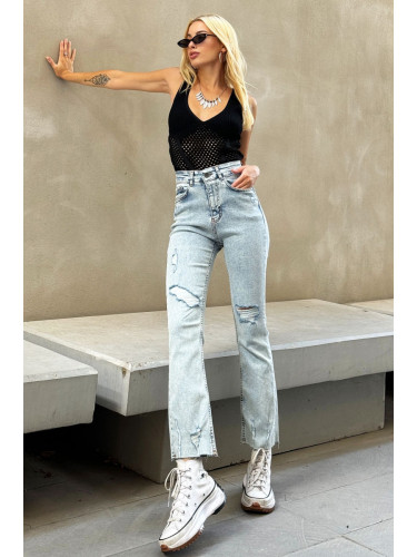 Trend Alaçatı Stili Women's Ice Blue High Waist Ripped Detail Straight Fit Jeans