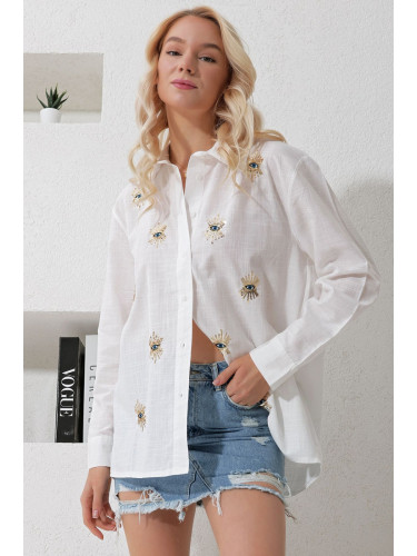 Trend Alaçatı Stili Women's White Flamed Linen Embroidered Oversize Shirt