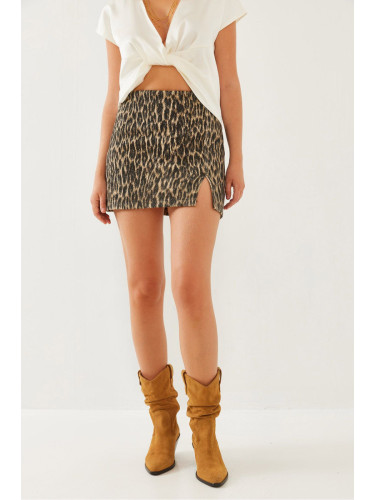 Bianco Lucci Women's Leopard Pattern Cashmere Mini Skirt