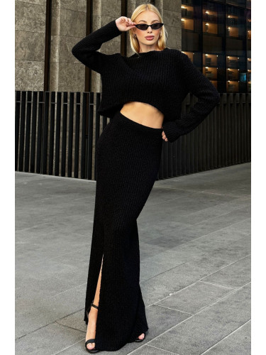 Trend Alaçatı Stili Women's Black Crew Neck Knitwear Crop Sweater With Slit Detail Skirt Set