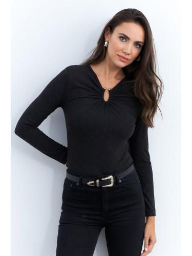 Cool & Sexy Women's Anthracite Accessory Blouse