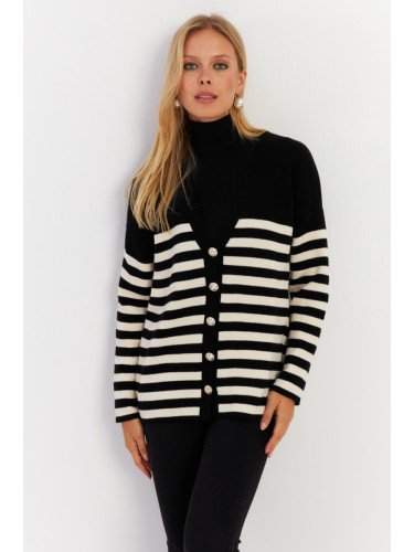 Cool & Sexy Women's Black-White Striped Knitted Cardigan CNG3