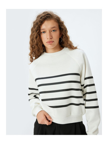 Koton Crew Neck Sweatshirt Long Sleeve Comfortable Pattern