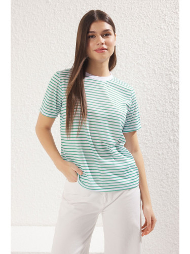 Trendyol Green Striped Basic Crew Neck Short Sleeve Regular Fit Knitted T-Shirt