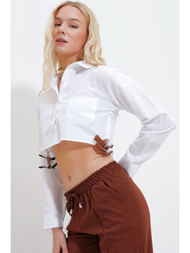 Trend Alaçatı Stili Women's White Poplin Crop Shirt with Belt on the Sides