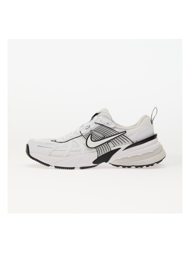 Сникърси Nike W V2K Run White/ White-Platinum Tint-Summit White EUR 42