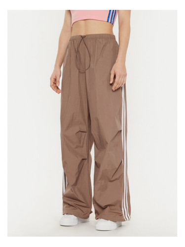 adidas Долнище анцуг 3-Stripes JD3126 Бежов Loose Fit