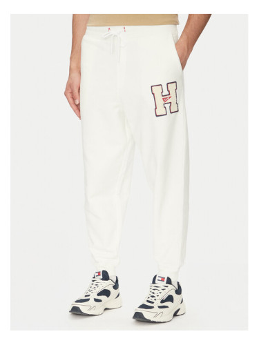 Tommy Jeans Долнище анцуг Towel Patch DM0DM21277 Екрю Regular Fit