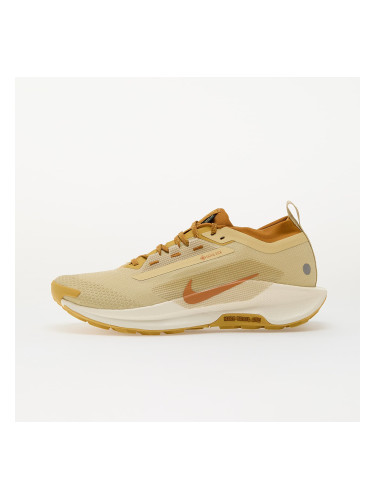 Сникърси Nike Reactx Pegasus Trail 5 Gtx Sp Team Gold/ Desert Ochre-Wheat Gold-Pale Ivory EUR 38.5