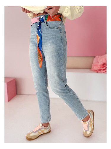 Дамски дънки mom fit с висока талия