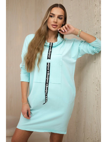 Dress with mint tie