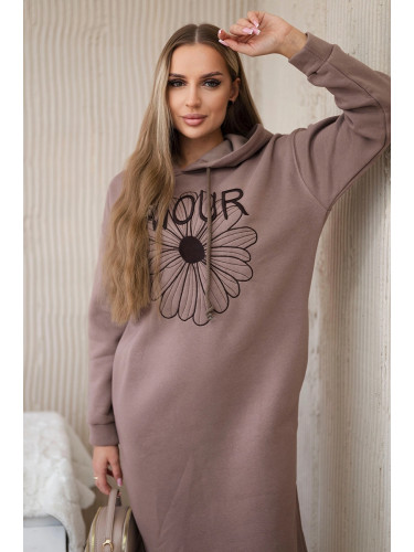 Long insulated dress with mocha embroidery
