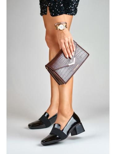 La.Fi Lakierowane czółenka na niskim obcasie