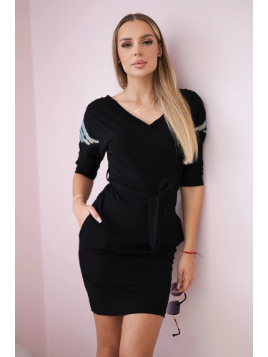 Dress with wings on the shoulders black