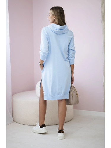 Dress with a hood and a longer back in azure color