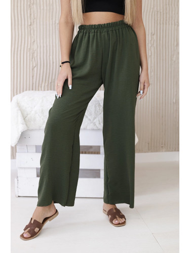 Wide khaki trousers