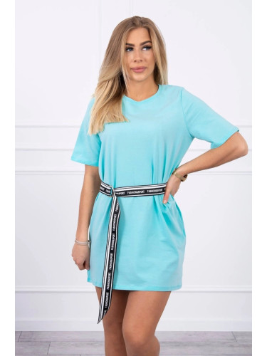 Dress with decorative belt mint