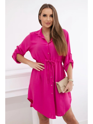 Dress with buttons and a tie at the waist in fuchsia color