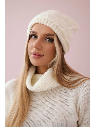 Kesi Women's cap Klarysa K393 ecru