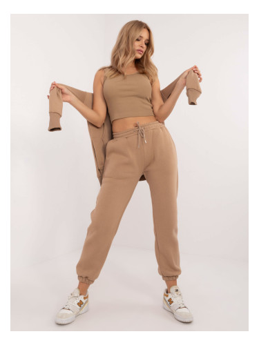 Set-EM-KMPL-847.68-dark beige