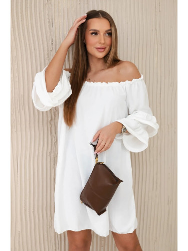 Spanish dress with frills on the sleeve ecru