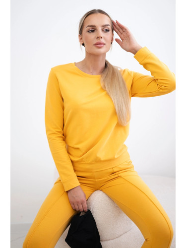 Mustard sports set