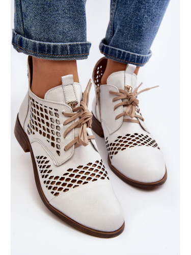 Кожени изрязани ботуши Zazoo 2704 Бяло