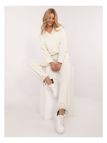 Komplet-LK-KMPL-509772.44-ecru