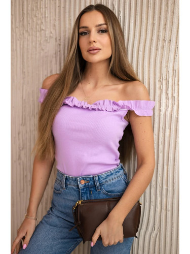Blouse with frills in purple