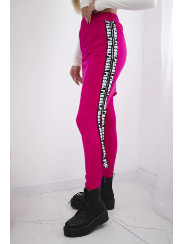 Pants/suit with fuchsia selfie lettering