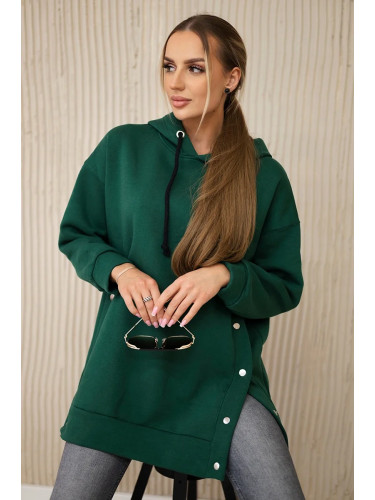 Insulated sweatshirt with dark green press studs