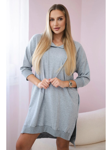 Dress with a hood and a long back in gray