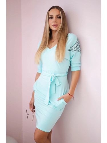 Dress with wings on the shoulders mint