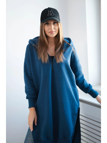 Insulated sweatshirt with slits on the sides jeans