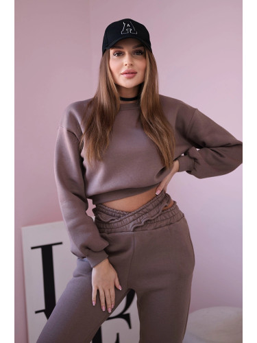 Insulated set with a short mocha sweatshirt