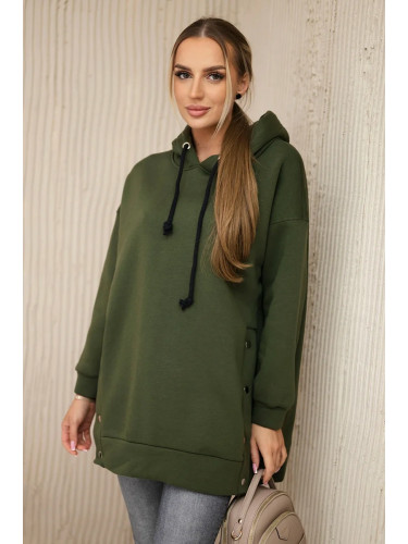 Insulated sweatshirt with khaki press studs