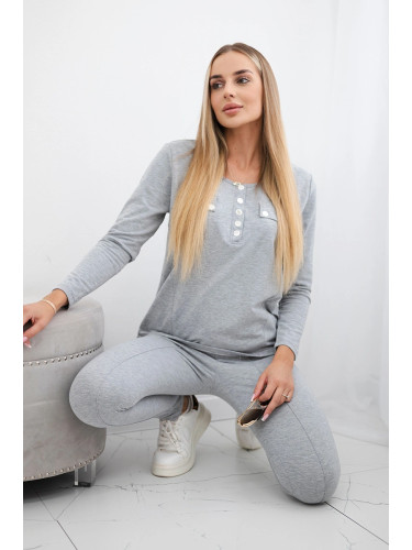 Set with a neckline with press studs in gray color