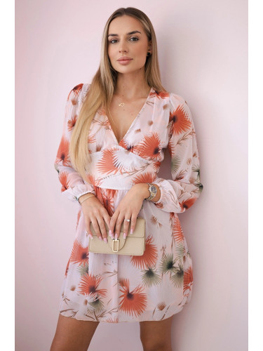 Airy dress with a floral motif in powder pink
