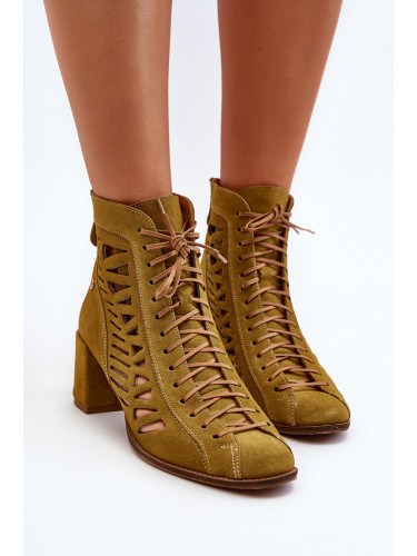 Велурени обувки с връзки Maciejka