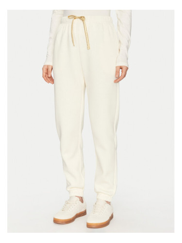 Pieces Долнище анцуг Chilli 17121099 Бежов Regular Fit