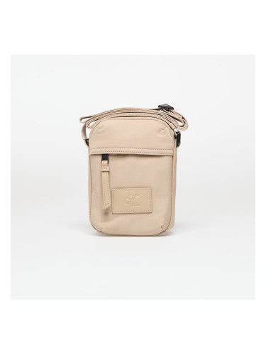 Чанта Calvin Klein Jeans Metro Nylon Reporter Bag Gray Universal