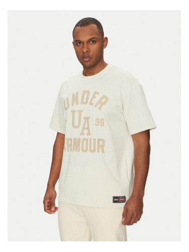 Under Armour Тишърт Heavyweight Varsity 1390179 Бежов Oversize