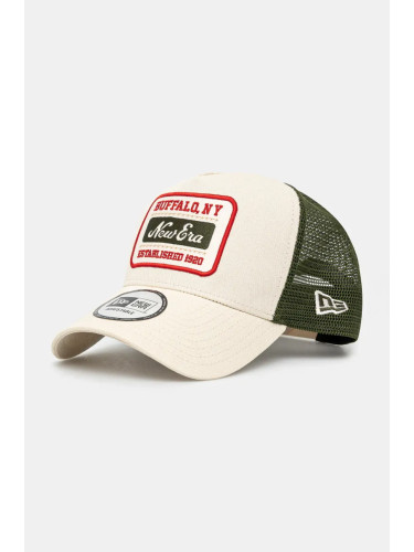 Шапка с козирка New Era в бежово с апликация 60595467