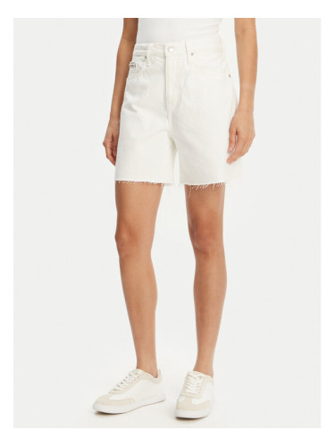 Calvin Klein Jeans Дънкови шорти J20J225201 Бял Relaxed Fit