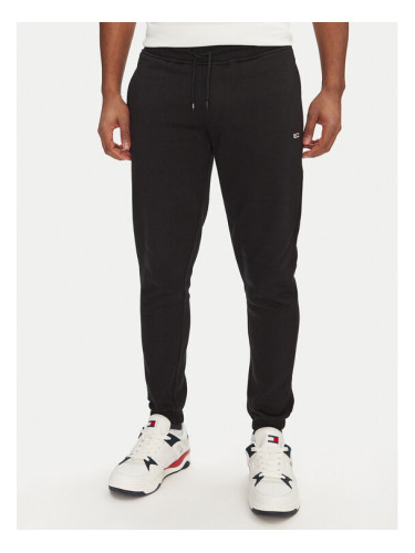 Tommy Jeans Долнище анцуг Flag DM0DM20473 Черен Slim Fit
