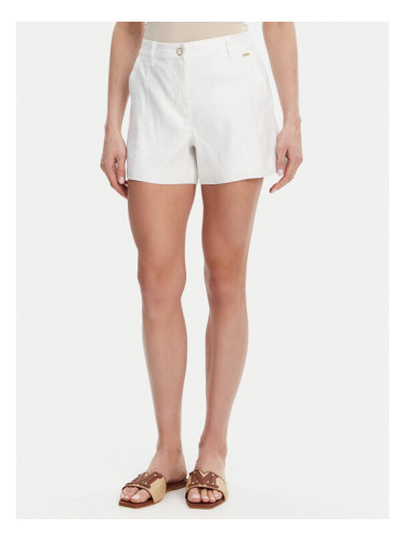 Guess Шорти от плат W5GD1W WH5L2 Бял Regular Fit
