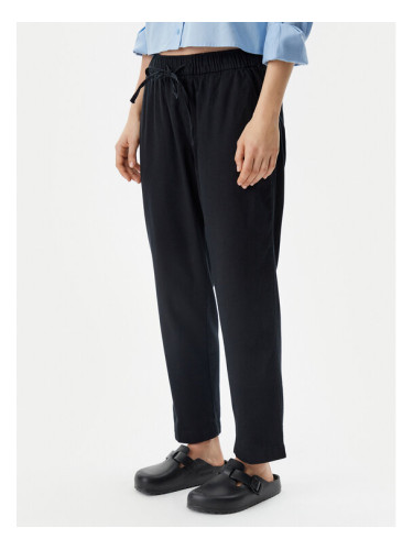 Gap Текстилни панталони 883883-05 Черен Straight Leg