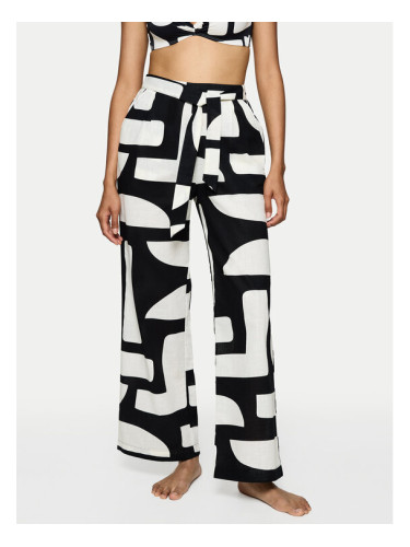 Triumph Текстилни панталони Summer 10222571 Черен Relaxed Fit